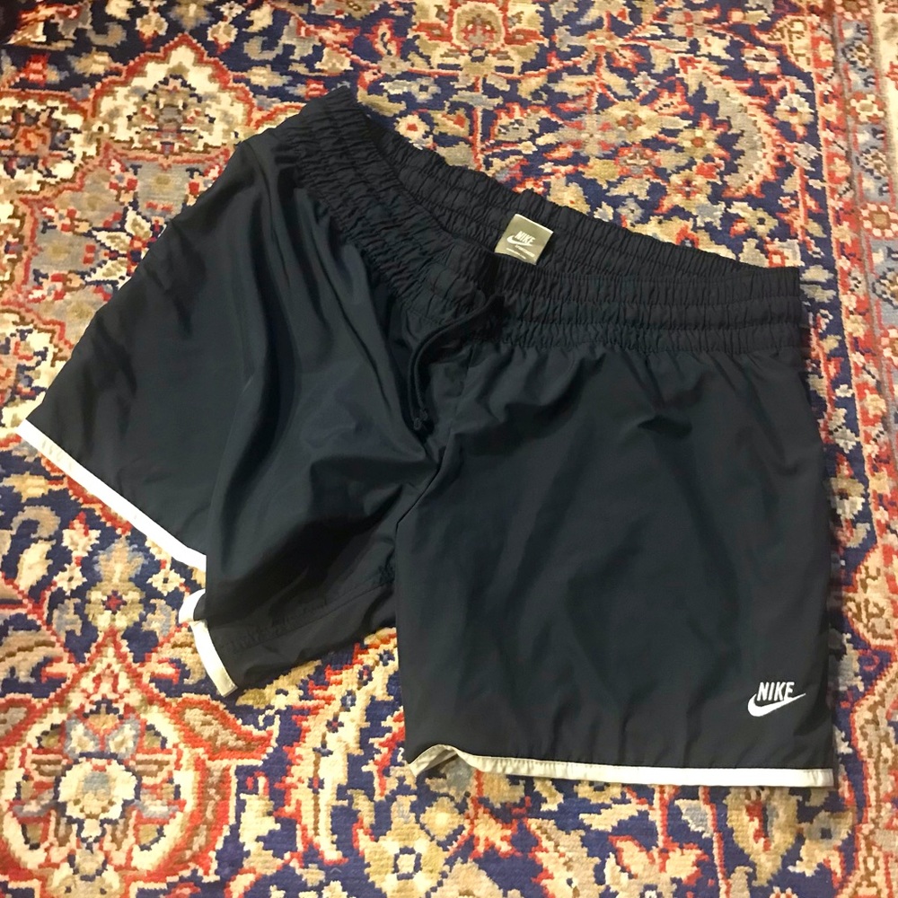 Nike water shorts navy size xl
